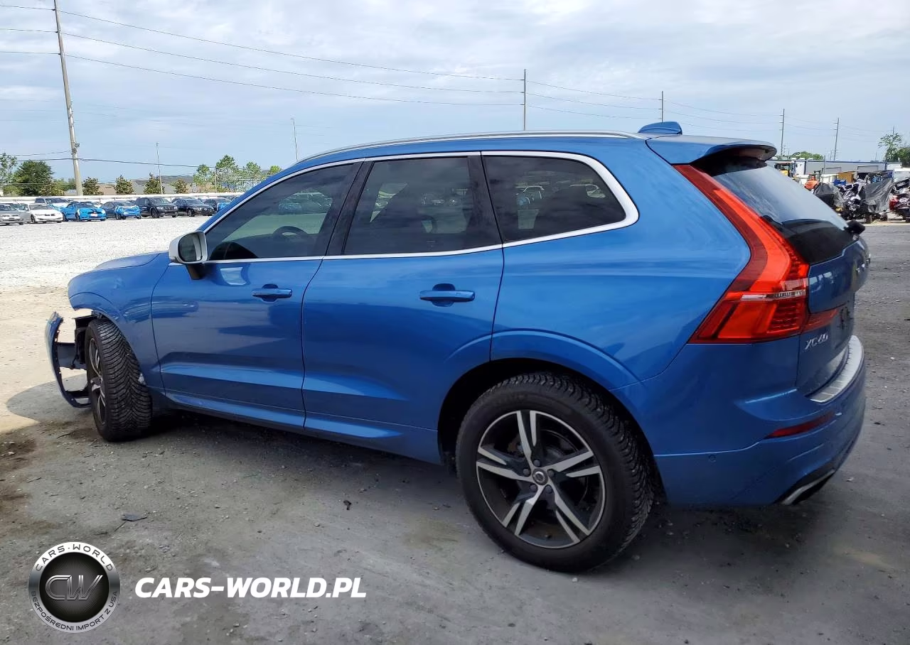 2018 Volvo Xc60 T5 R-Design VIN:LYV102RM4JB096483 - 2