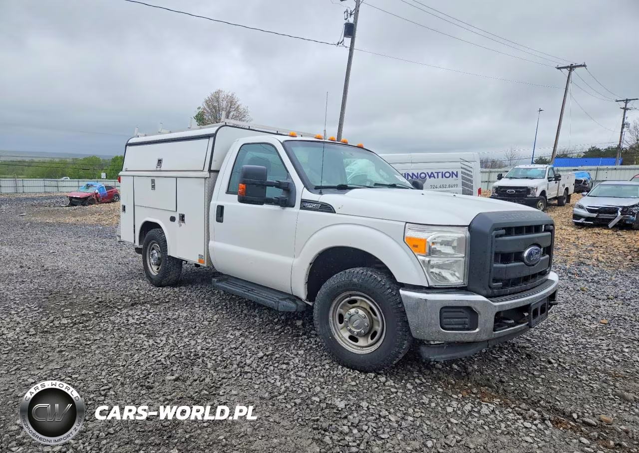 2014 Ford F250 Super Duty VIN:1FTBF2A66EEA37232 - 4