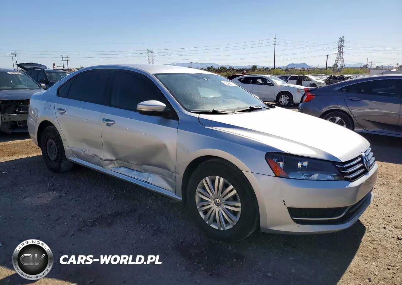 2015 Volkswagen Passat S VIN:1VWAT7A34FC010404 - 4