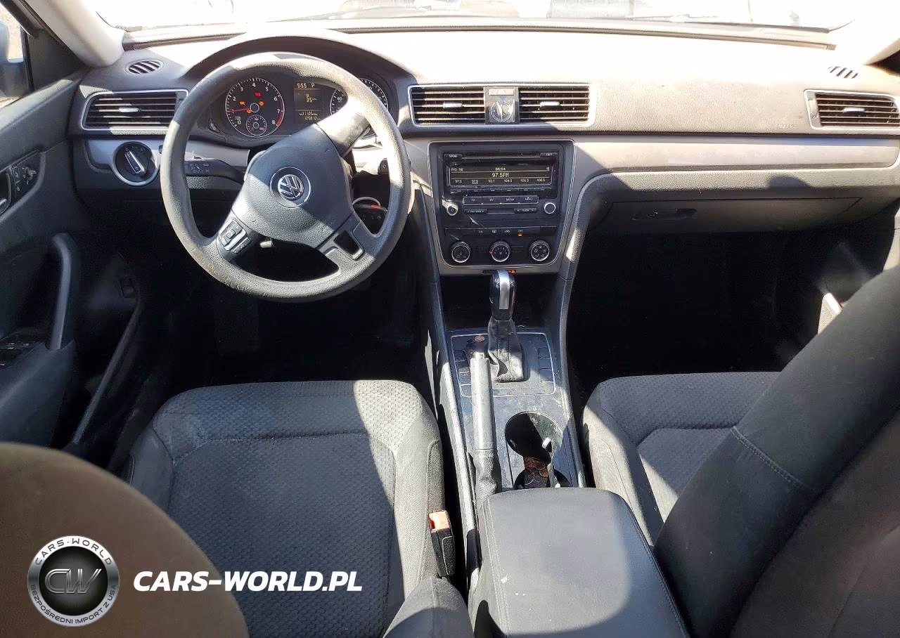 2015 Volkswagen Passat S VIN:1VWAT7A34FC010404 - 8