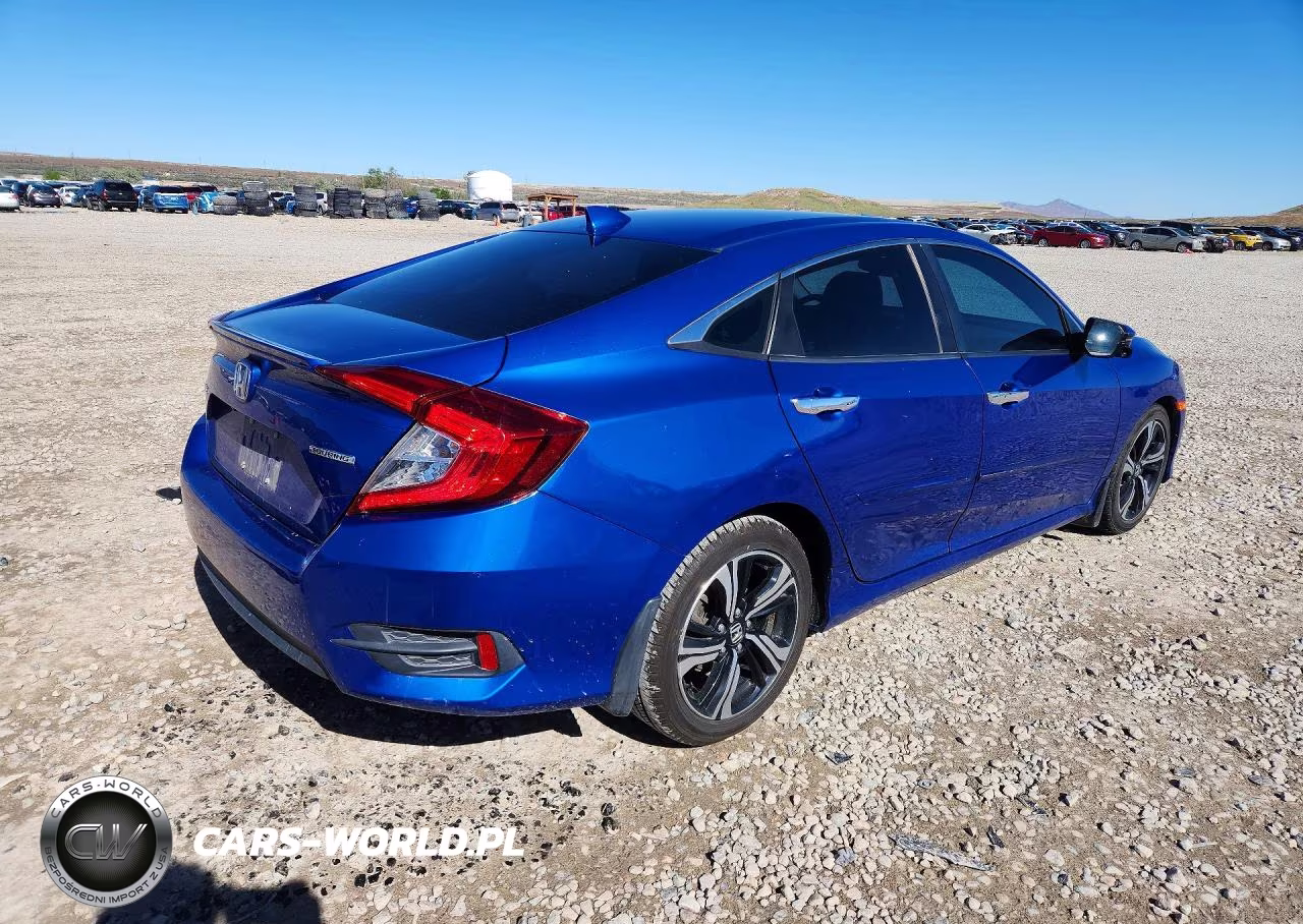 2016 Honda Civic Touring VIN:19XFC1F91GE018313 - 3