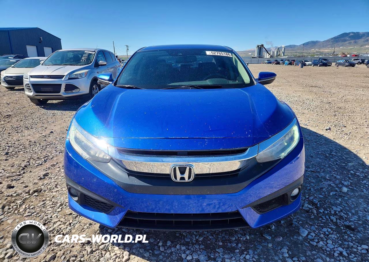 2016 Honda Civic Touring VIN:19XFC1F91GE018313 - 5