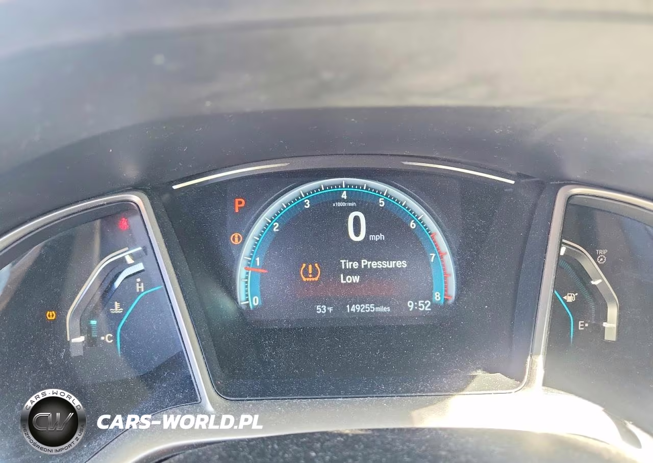 2016 Honda Civic Touring VIN:19XFC1F91GE018313 - 9