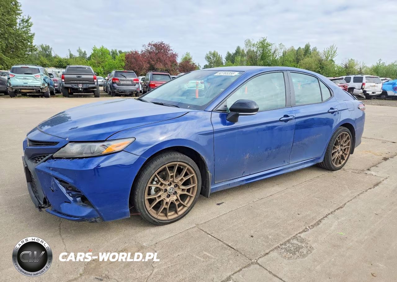 2024 Toyota Camry Se Nightshade – zdjęcie 1 z 12