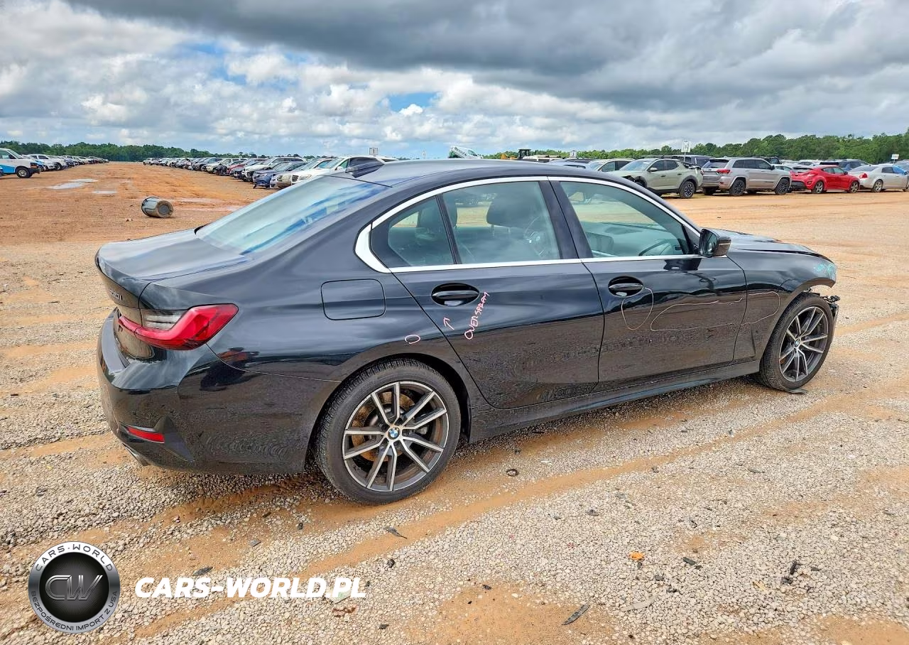 2022 BMW 330Xi VIN:3MW5R7J09N8C72589 - 3