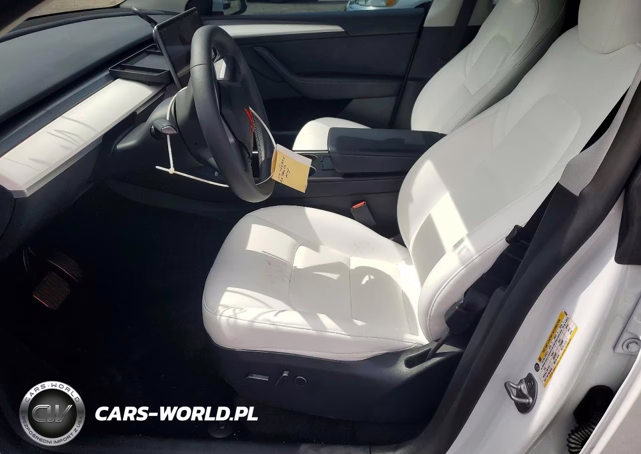 2023 Tesla Model Y VIN:7SAYGDEF6PF832900 - 7