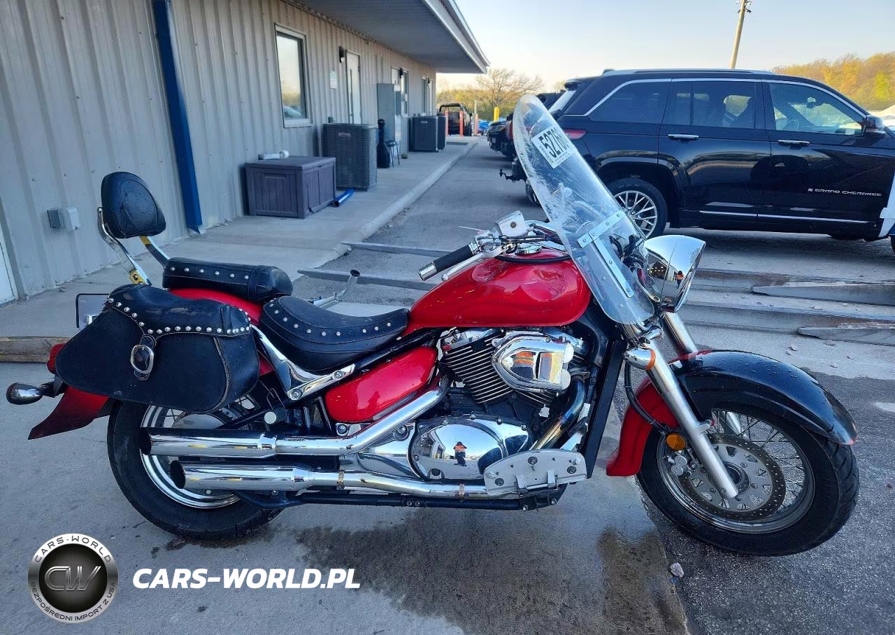 2005 Suzuki C50