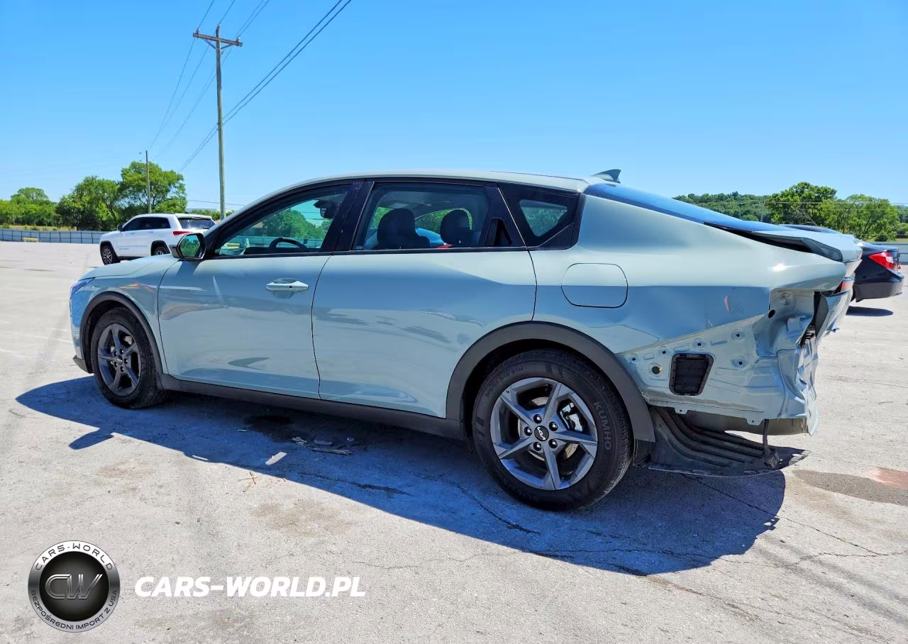 2025 Kia K4 Lxs VIN:3KPFT4DE9SE203381 - 2