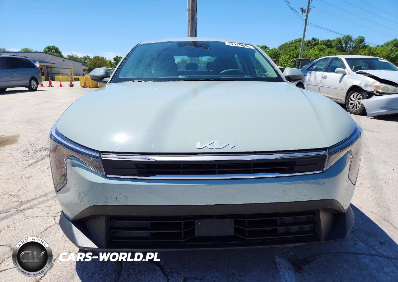 2025 Kia K4 Lxs VIN:3KPFT4DE9SE203381 - 5
