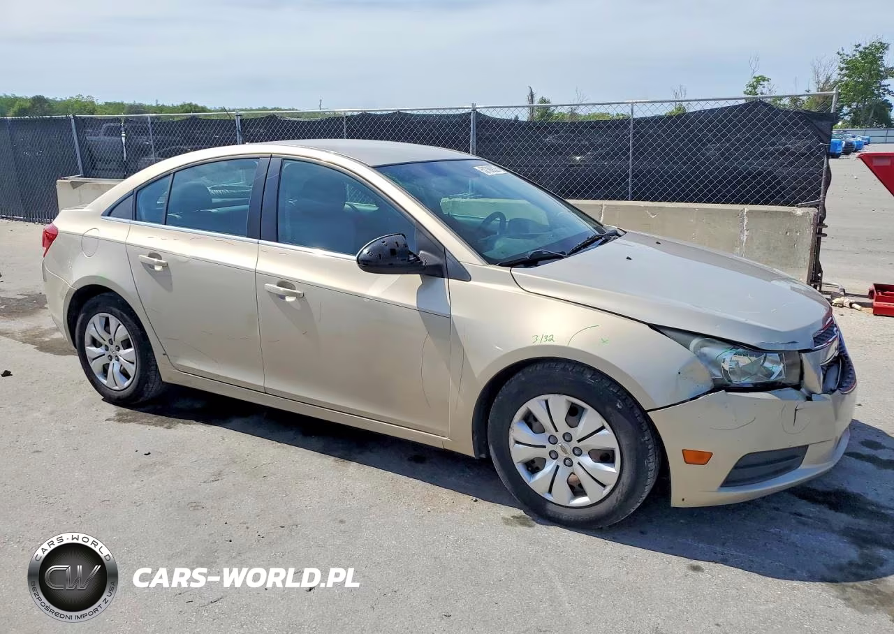 2012 Chevrolet Cruze Ls VIN:1G1PC5SH1C7205000 - 4