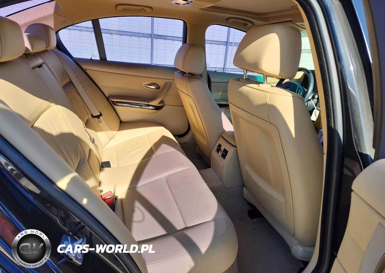 2010 BMW 328 I VIN:WBAPH7G58ANM49400 - 10