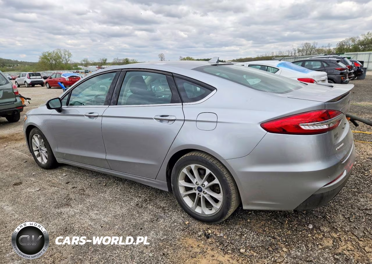 2020 Ford Fusion Se VIN:3FA6P0HD8LR185406 - 2