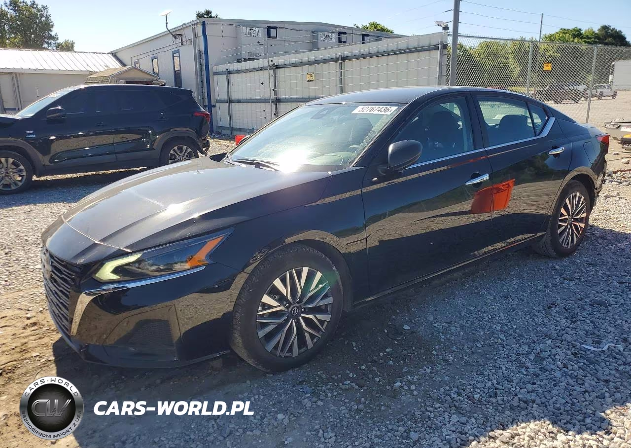 2025 Nissan Altima Sv