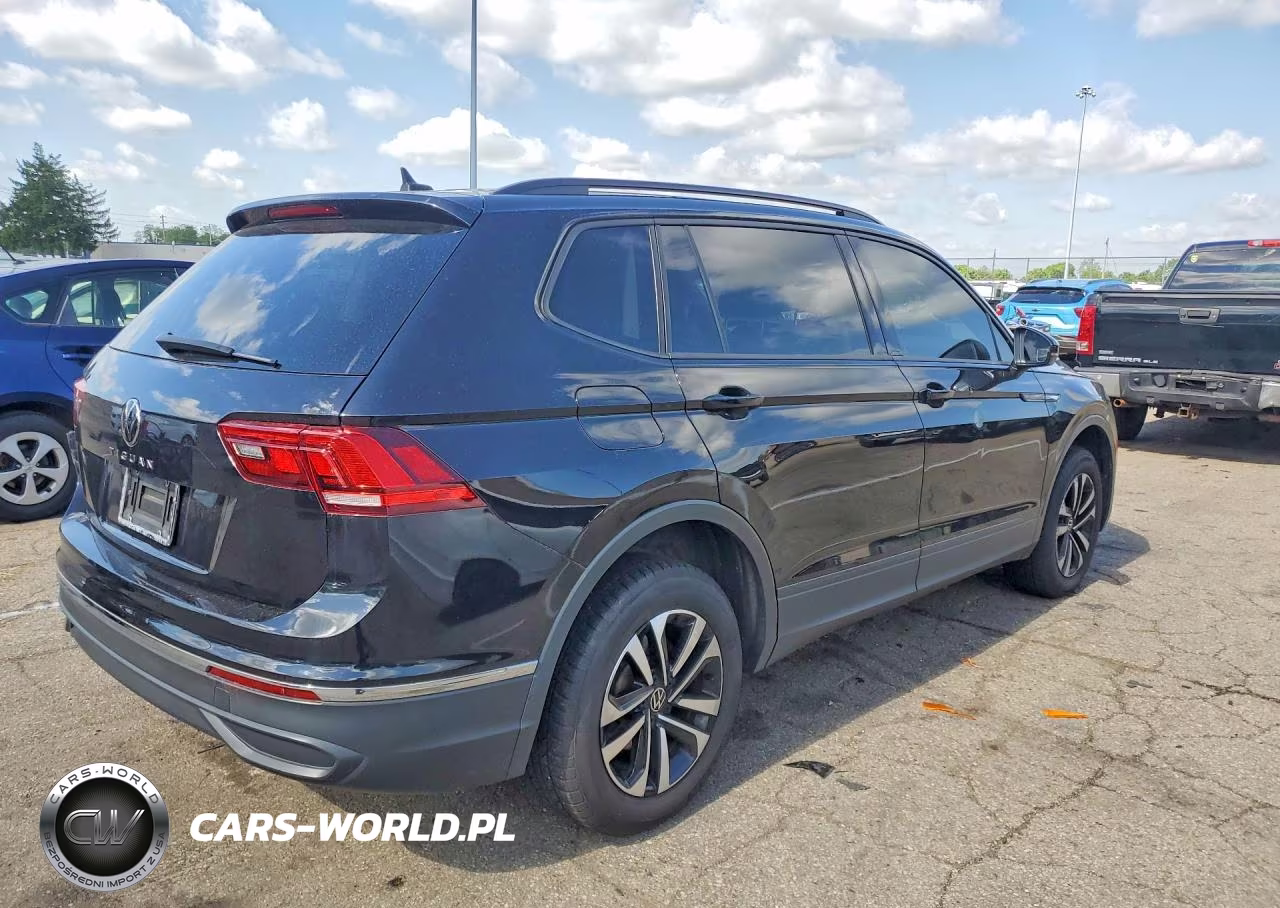 2022 Volkswagen Tiguan S VIN:3VV1B7AX7NM012526 - 3