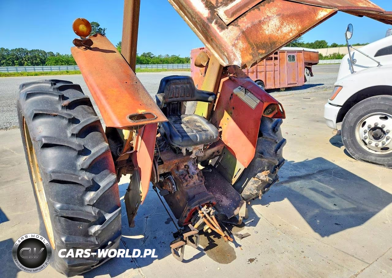 1963 Massey Fergusen 255 VIN:1538 - 5