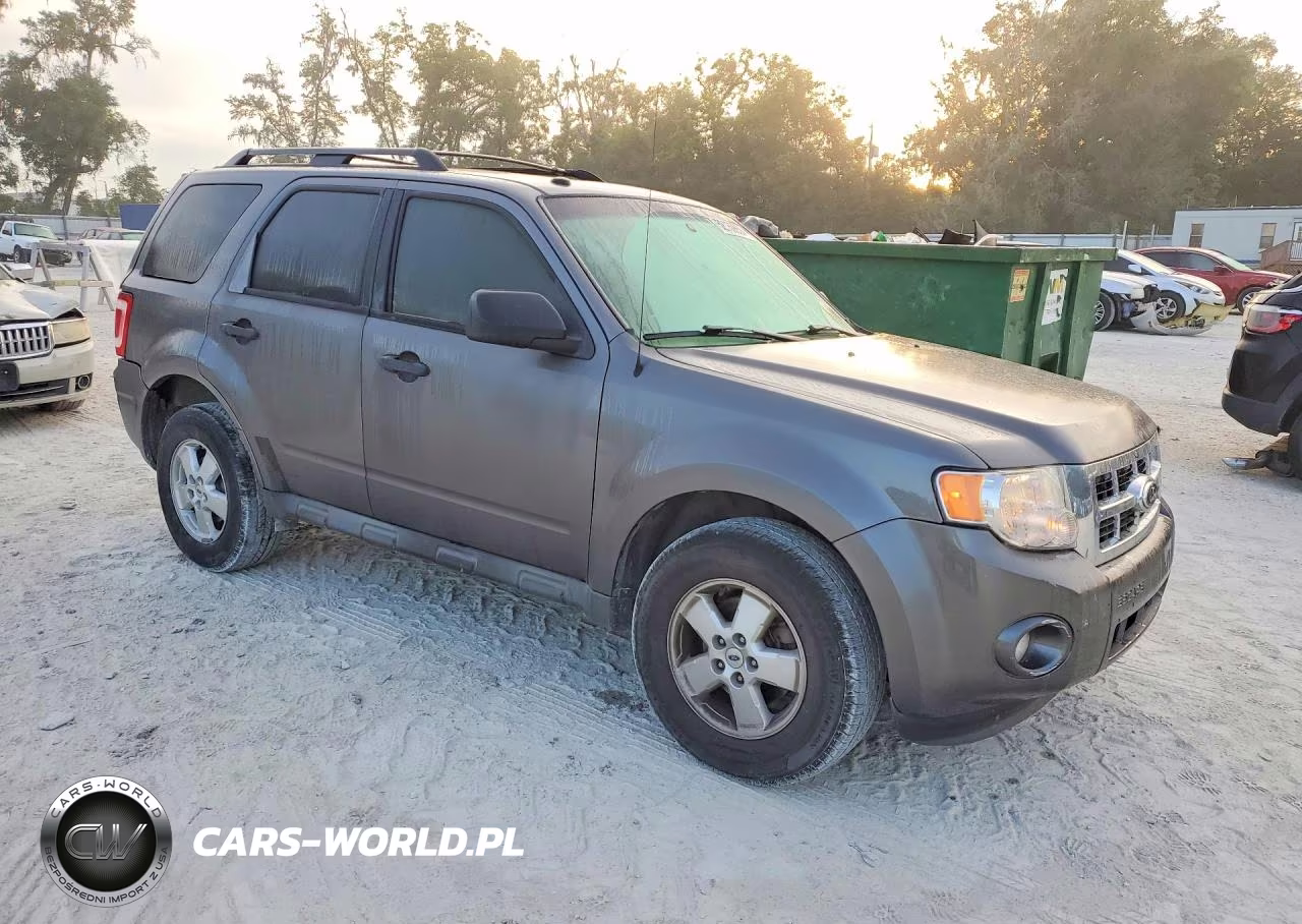 2009 Ford Escape Xlt VIN:1FMCU93G39KA59961 - 4