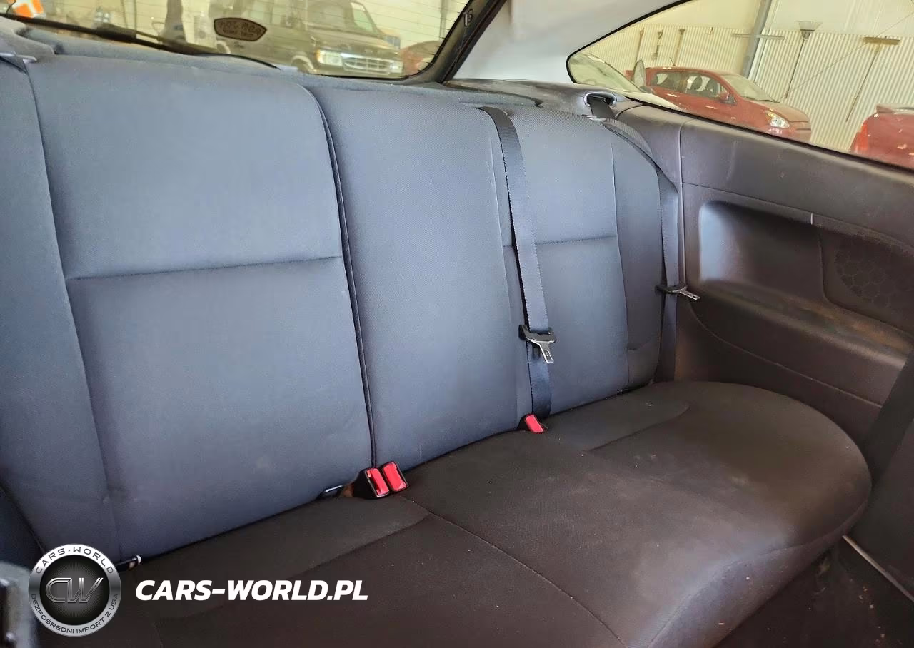 2007 Ford Focus Zx3 VIN:1FAFP31N77W260376 - 10