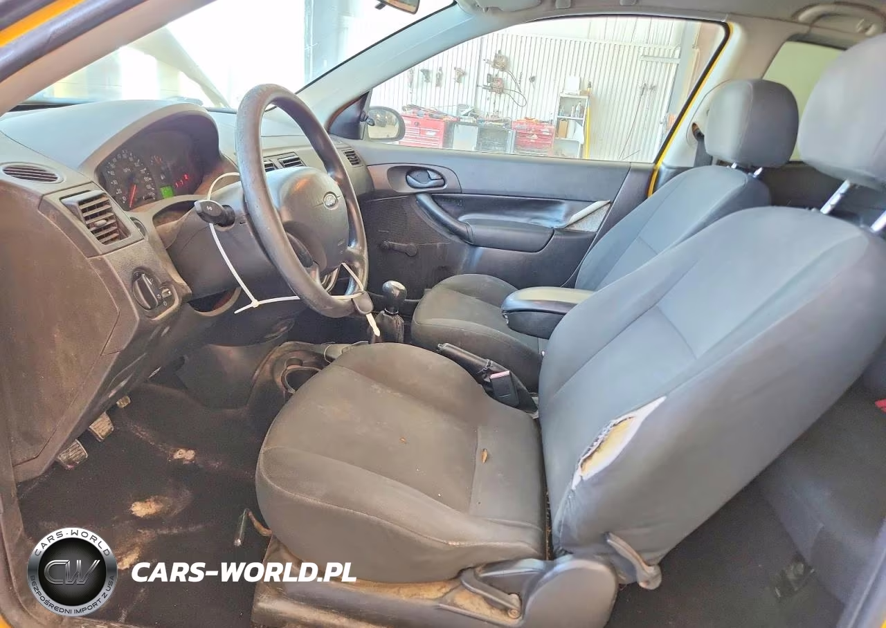 2007 Ford Focus Zx3 VIN:1FAFP31N77W260376 - 7
