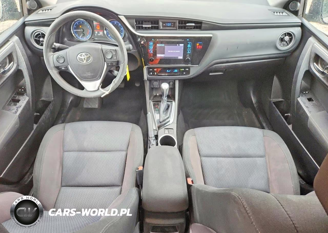 2018 Toyota Corolla L VIN:5YFBURHE4JP760117 - 8