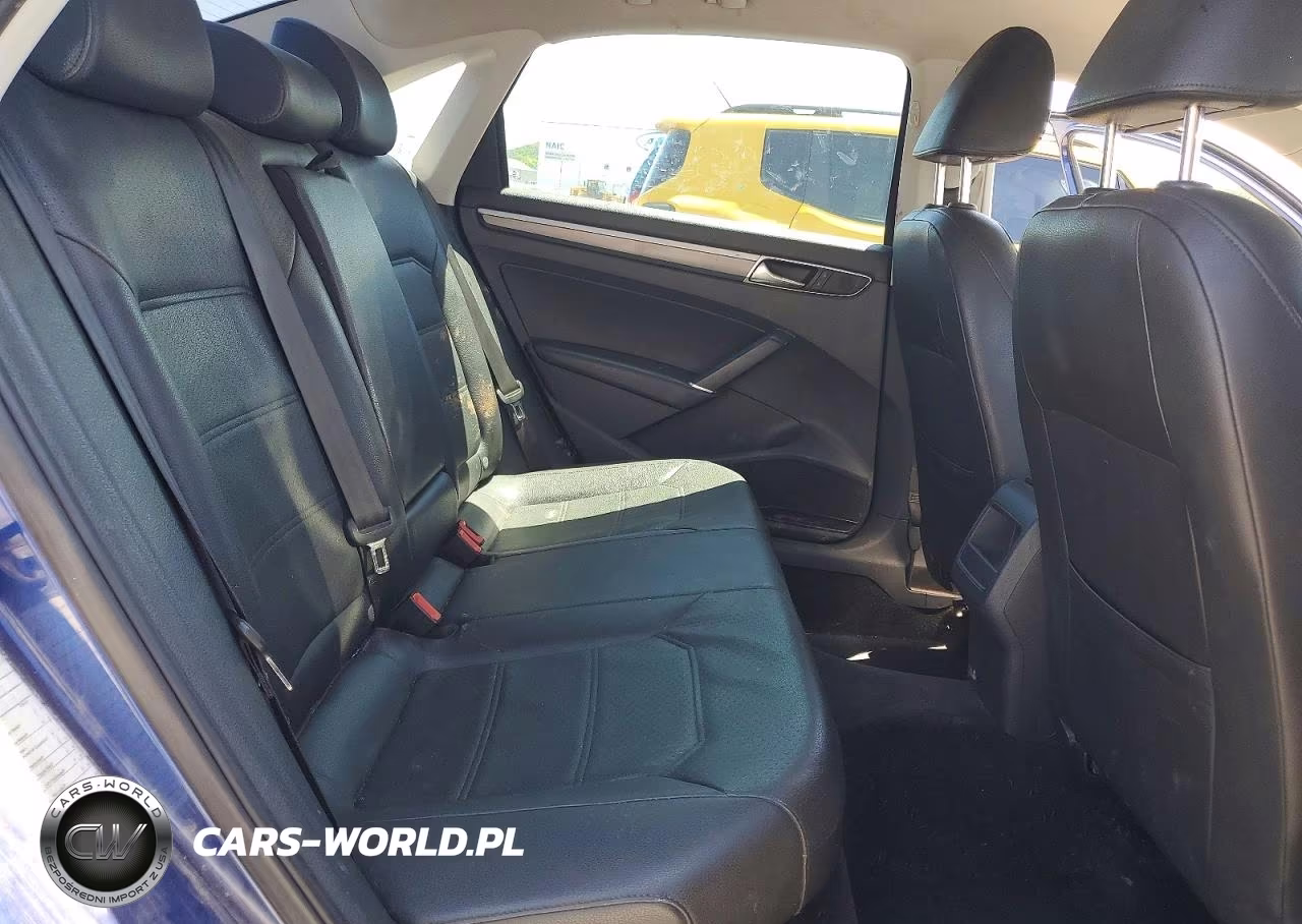 2017 Volkswagen Passat R-Line VIN:1VWDT7A36HC051763 - 10