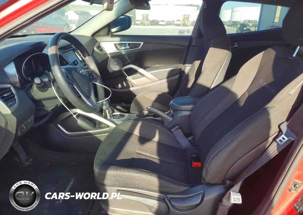 2015 Hyundai Veloster Base VIN:KMHTC6AD1FU244990 - 7
