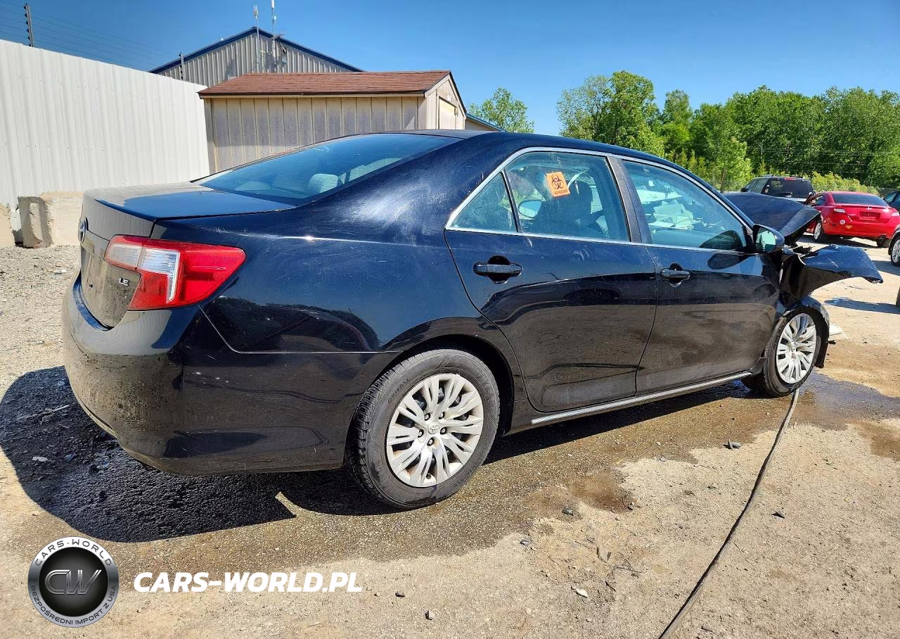 2013 Toyota Camry Le VIN:4T1BF1FK4DU260448 - 3
