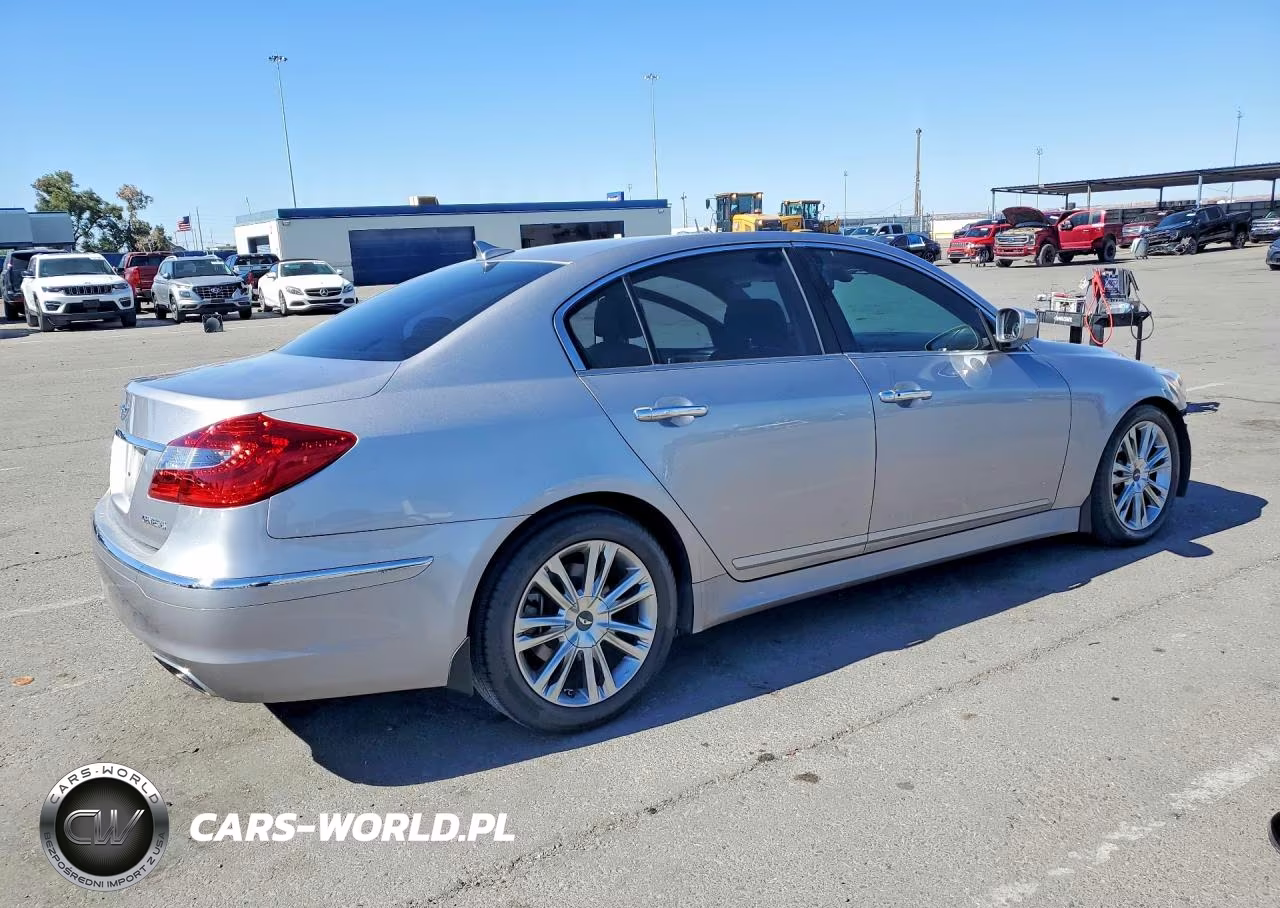 2013 Hyundai Genesis 3.8L VIN:KMHGC4DD3DU226229 - 3