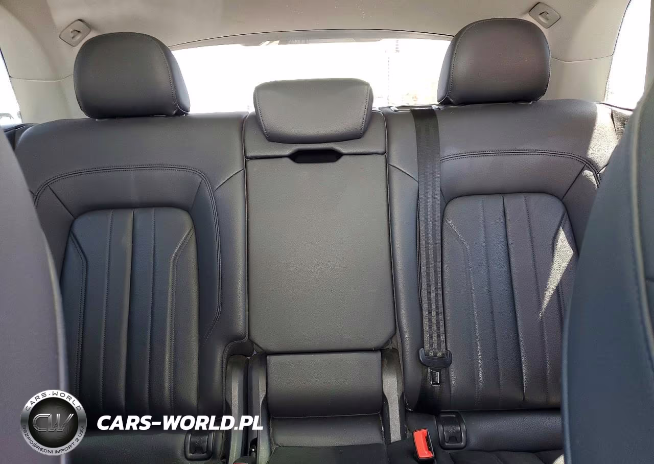 2019 Audi Q5 Premium Plus VIN:WA1BNAFY7K2081898 - 10
