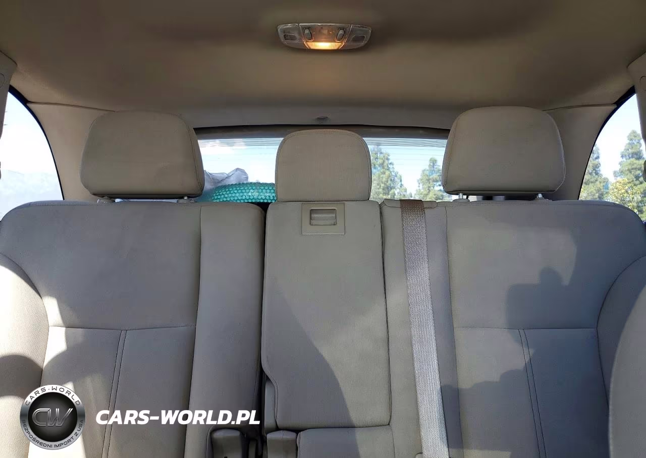 2012 Ford Edge Se VIN:2FMDK3GC3CBA82480 - 10