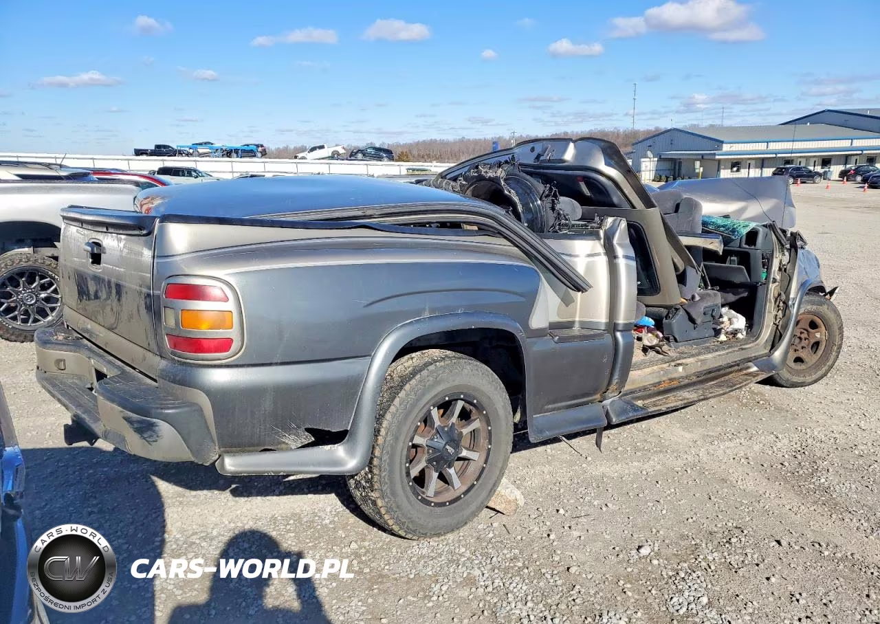 2002 Chevrolet Silverado C1500 VIN:2GCEC19T821279642 - 3
