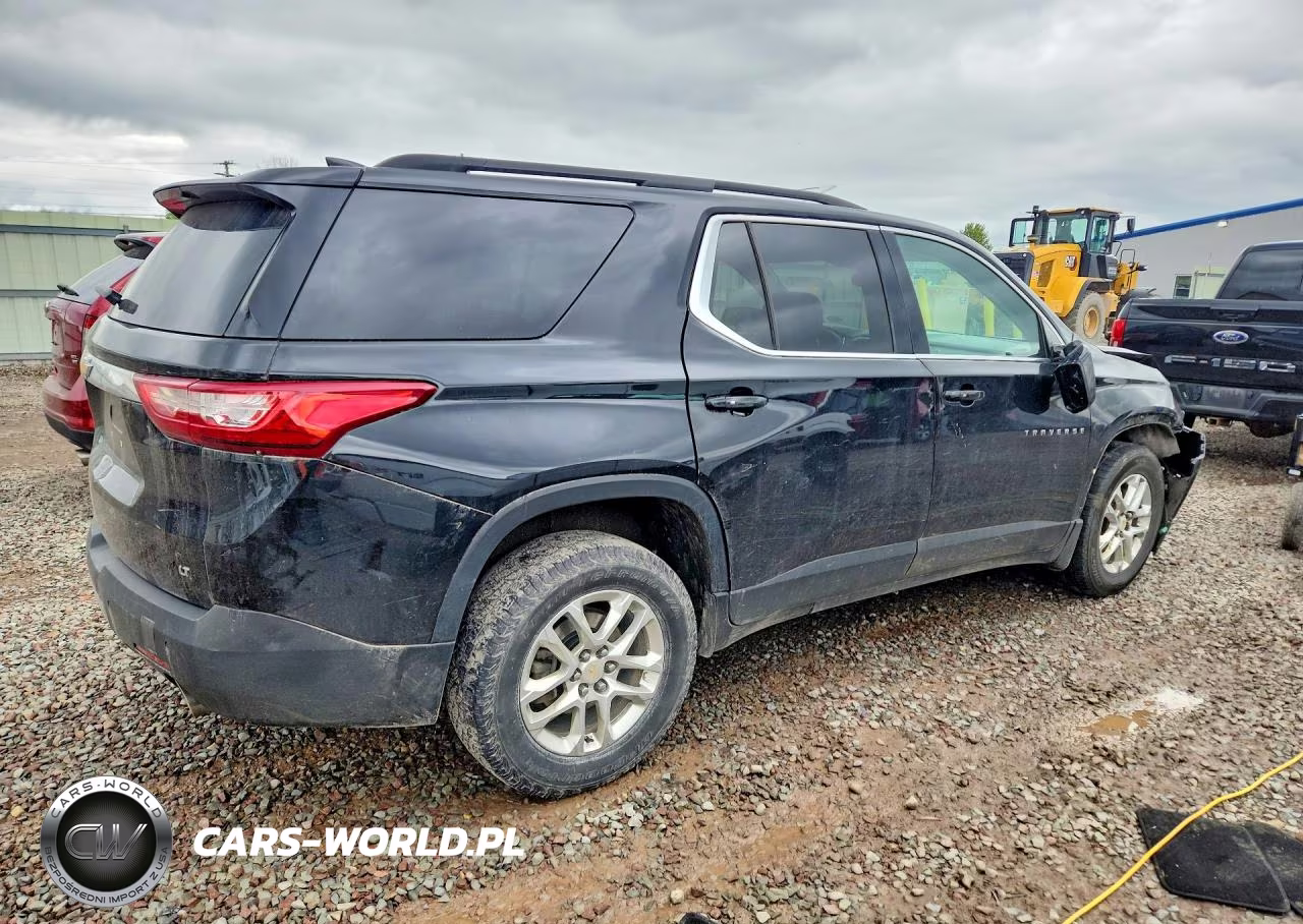 2019 Chevrolet Traverse Lt VIN:1GNEVGKW2KJ179891 - 3