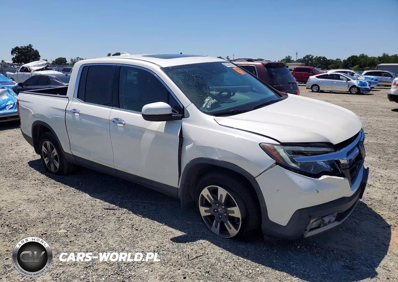 2017 Honda Ridgeline Rtl VIN:5FPYK3F72HB037848 - 4
