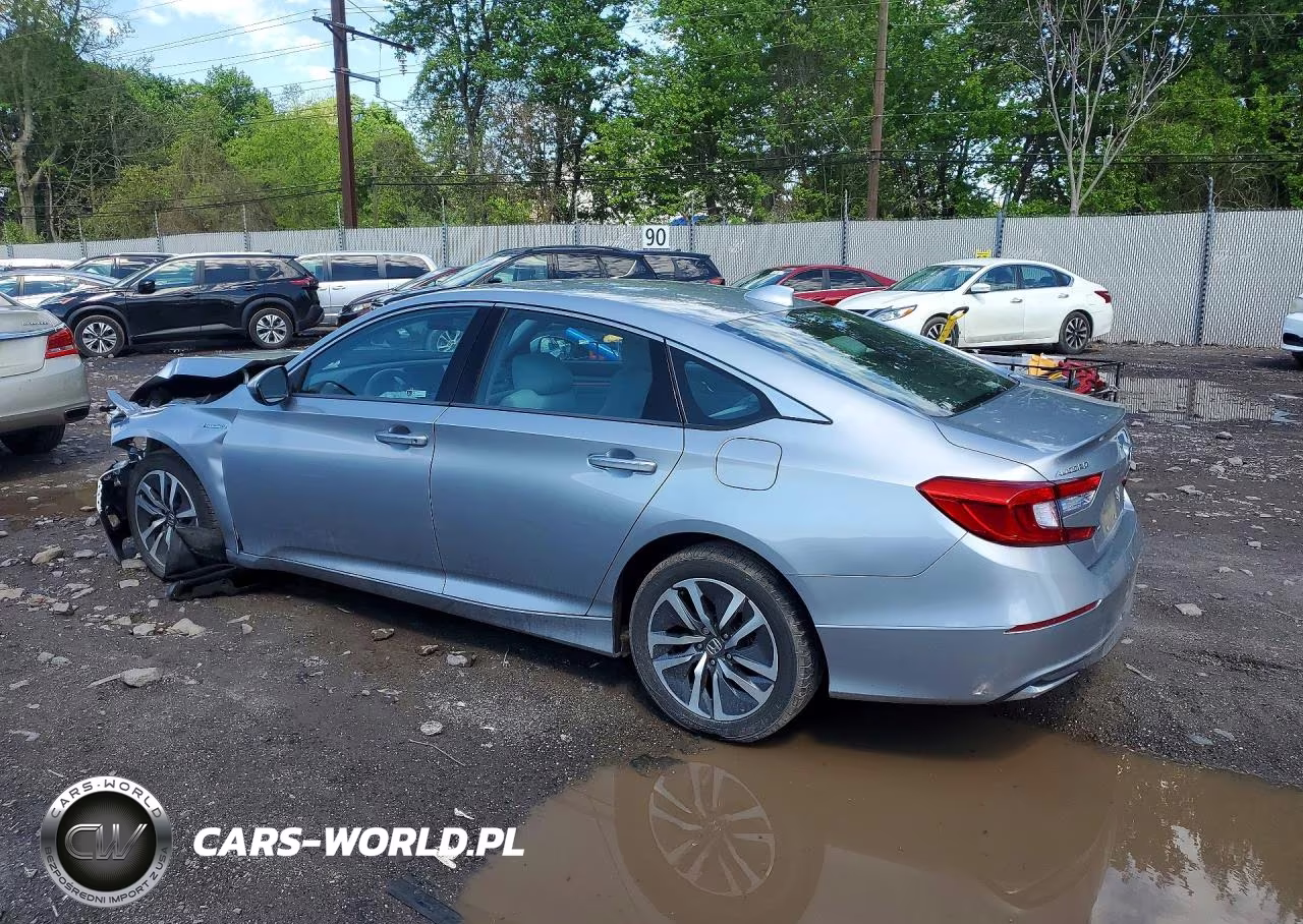 2018 Honda Accord Hybrid VIN:1HGCV3F15JA011105 - 2