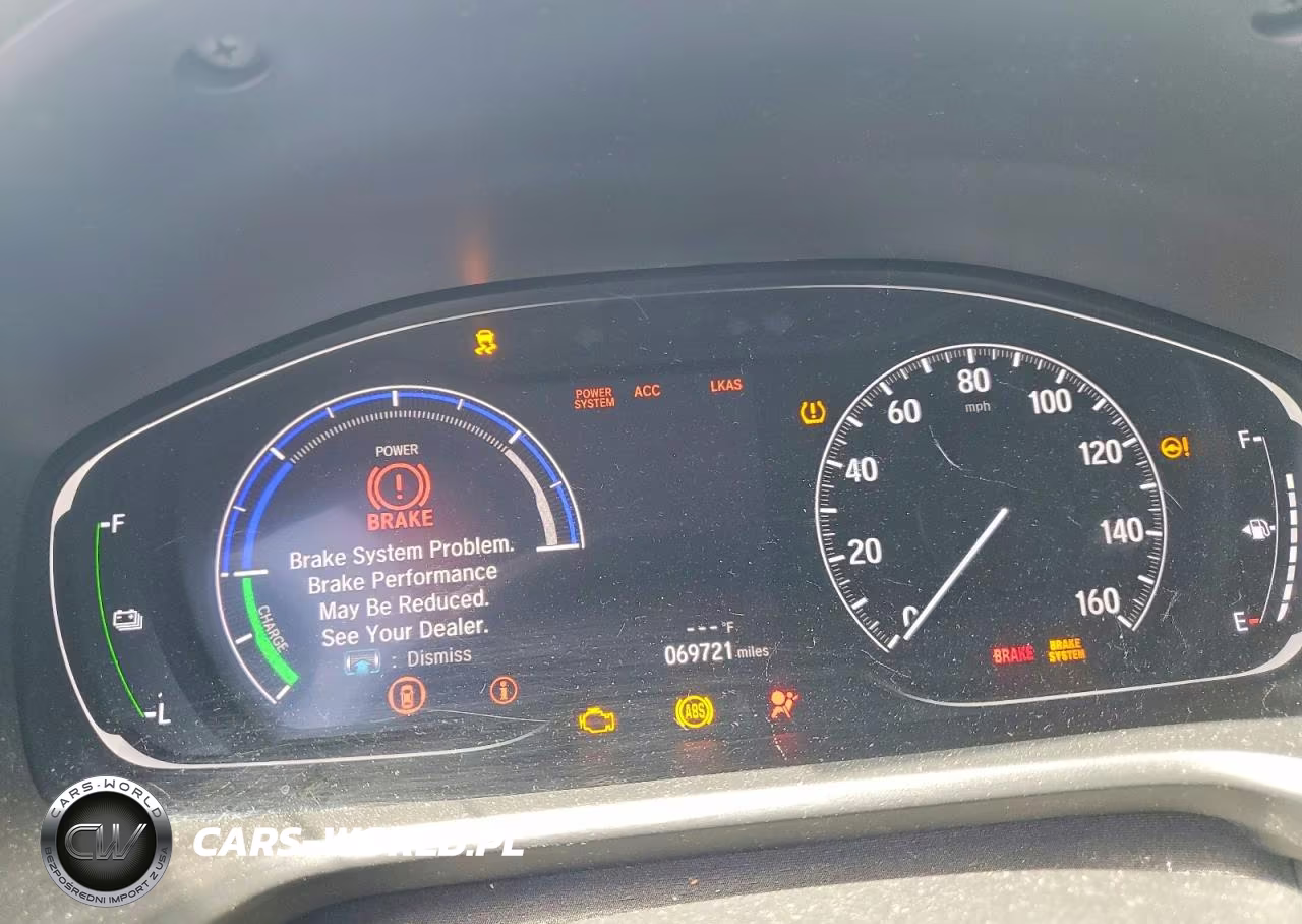 2018 Honda Accord Hybrid VIN:1HGCV3F15JA011105 - 9