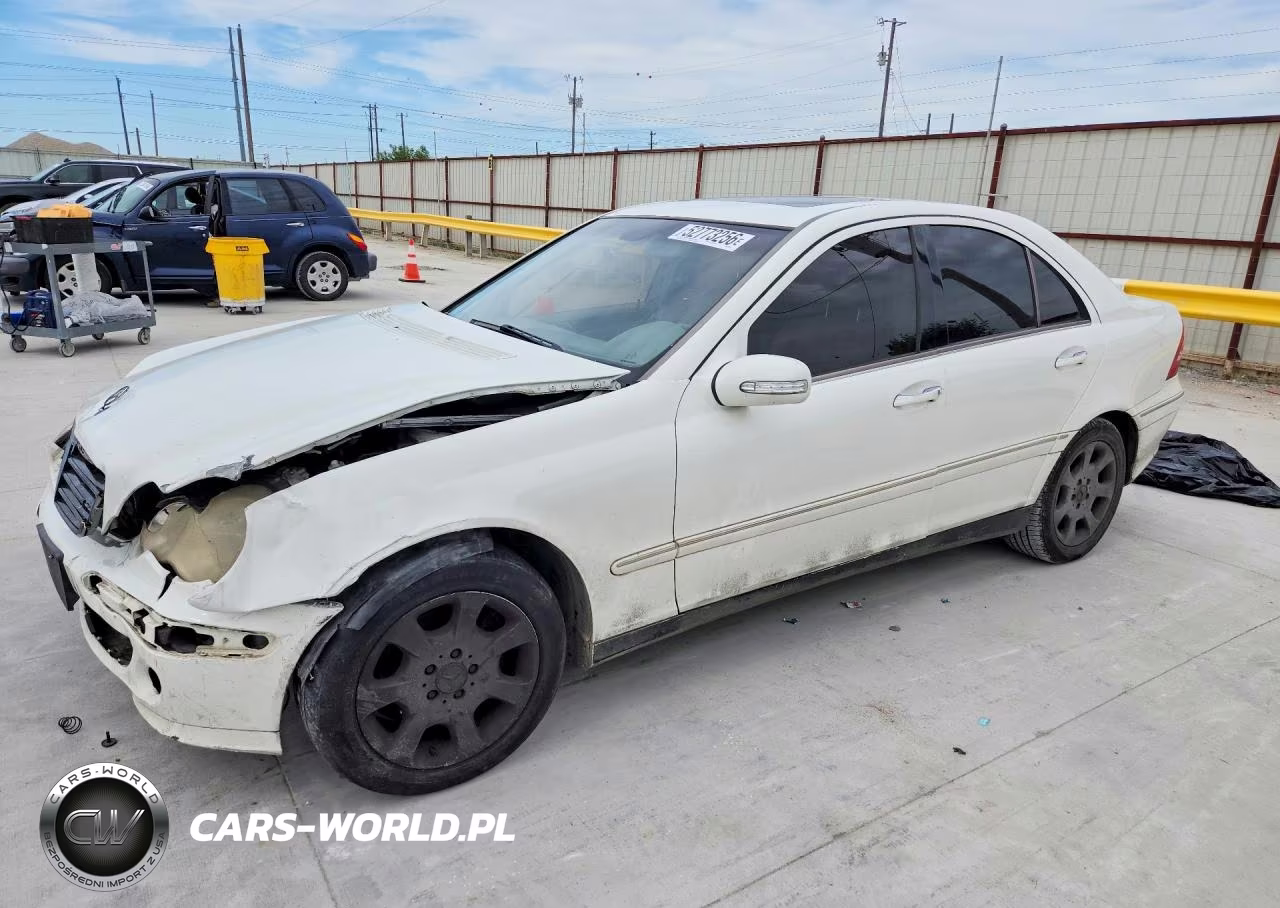 2005 Mercedes-Benz C 240