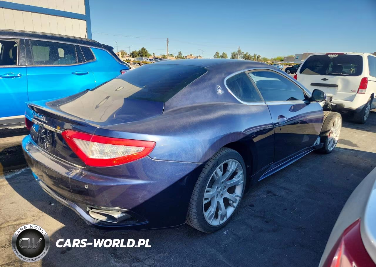 2009 Maserati Granturismo S VIN:ZAMHL45A990047989 - 3