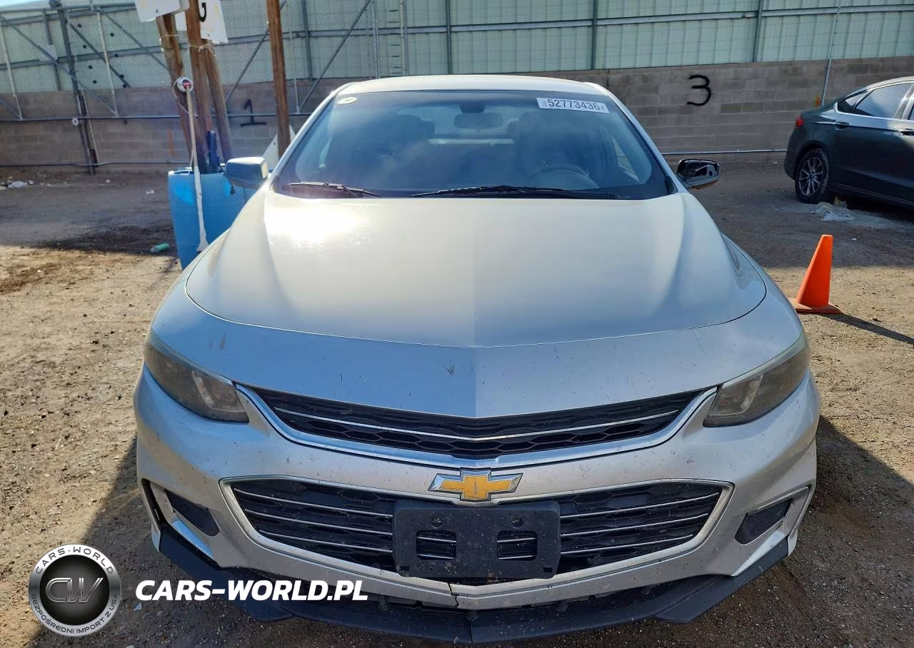 2018 Chevrolet Malibu Ls VIN:1G1ZB5ST1JF164032 - 5
