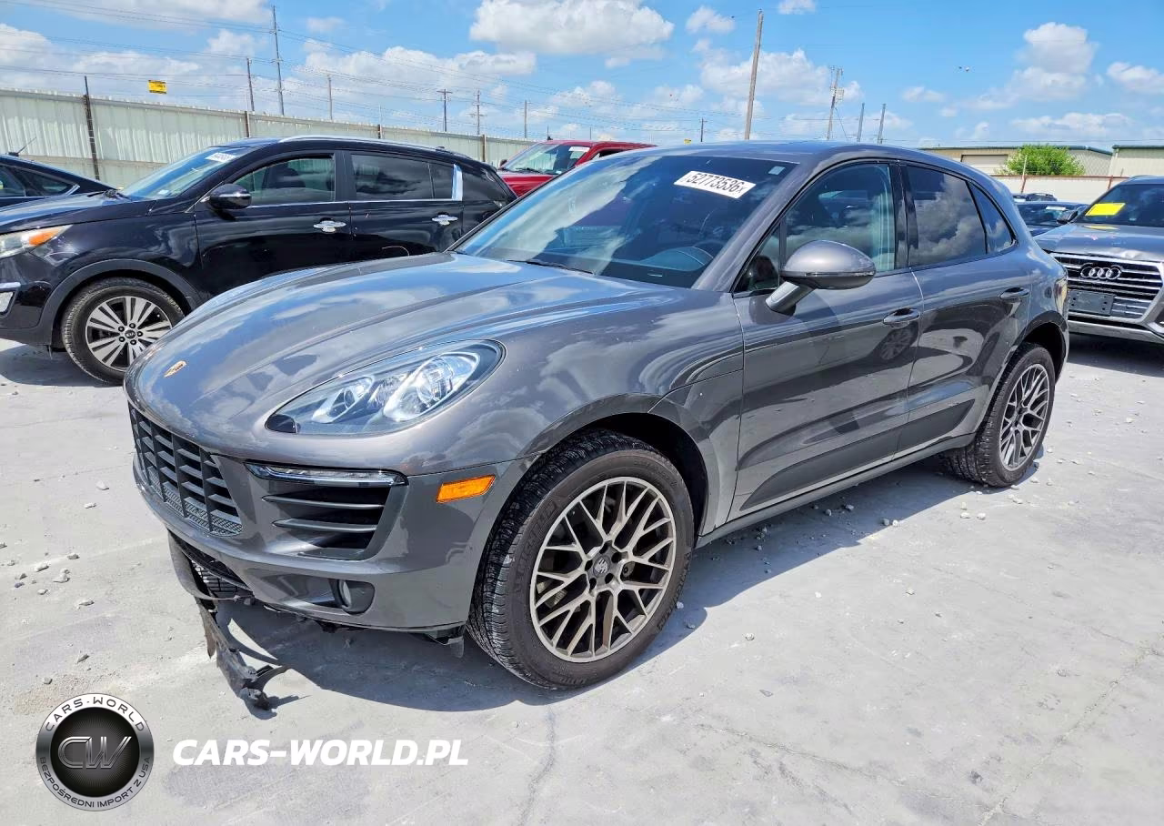2015 Porsche Macan S