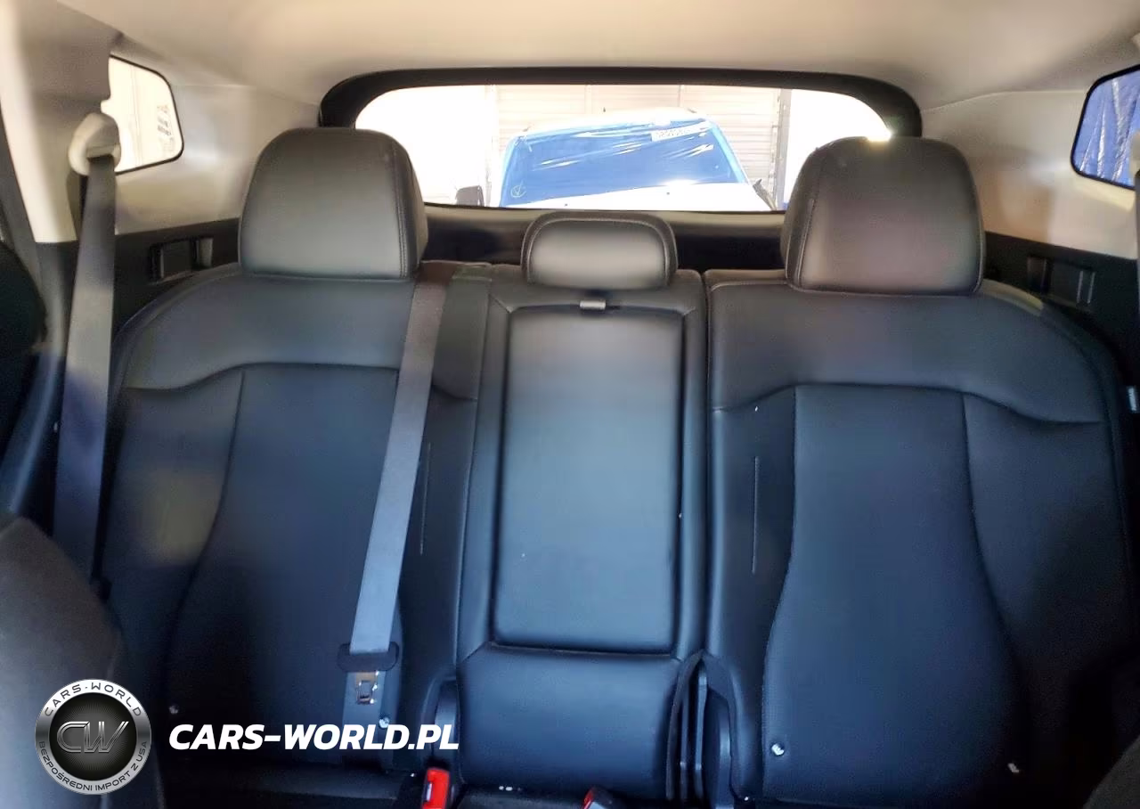 2026 Kia Sportage Ex VIN:5XYK33DF9TG335062 - 10