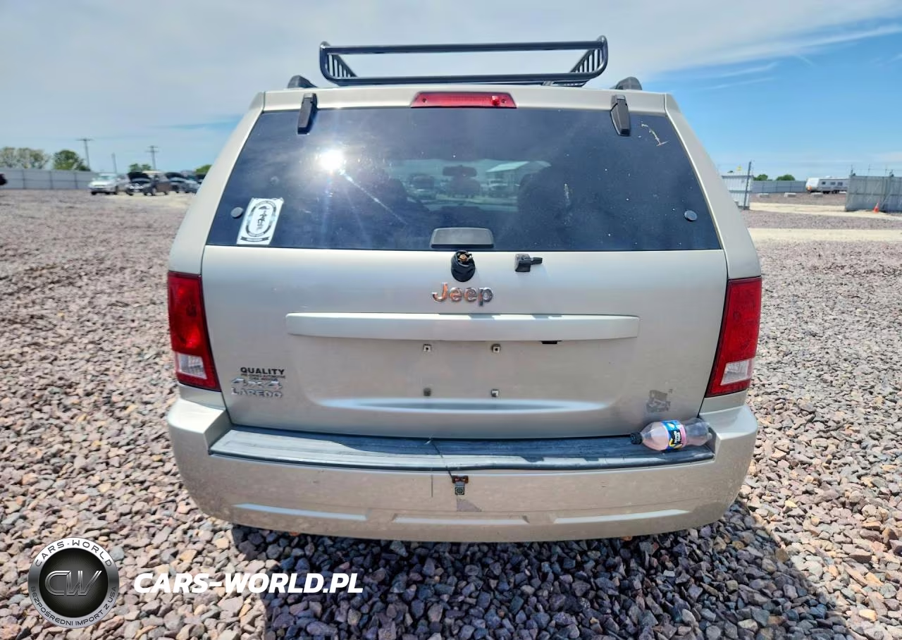 2007 Jeep Grand Cherokee Laredo VIN:1J8GR48K97C521303 - 6