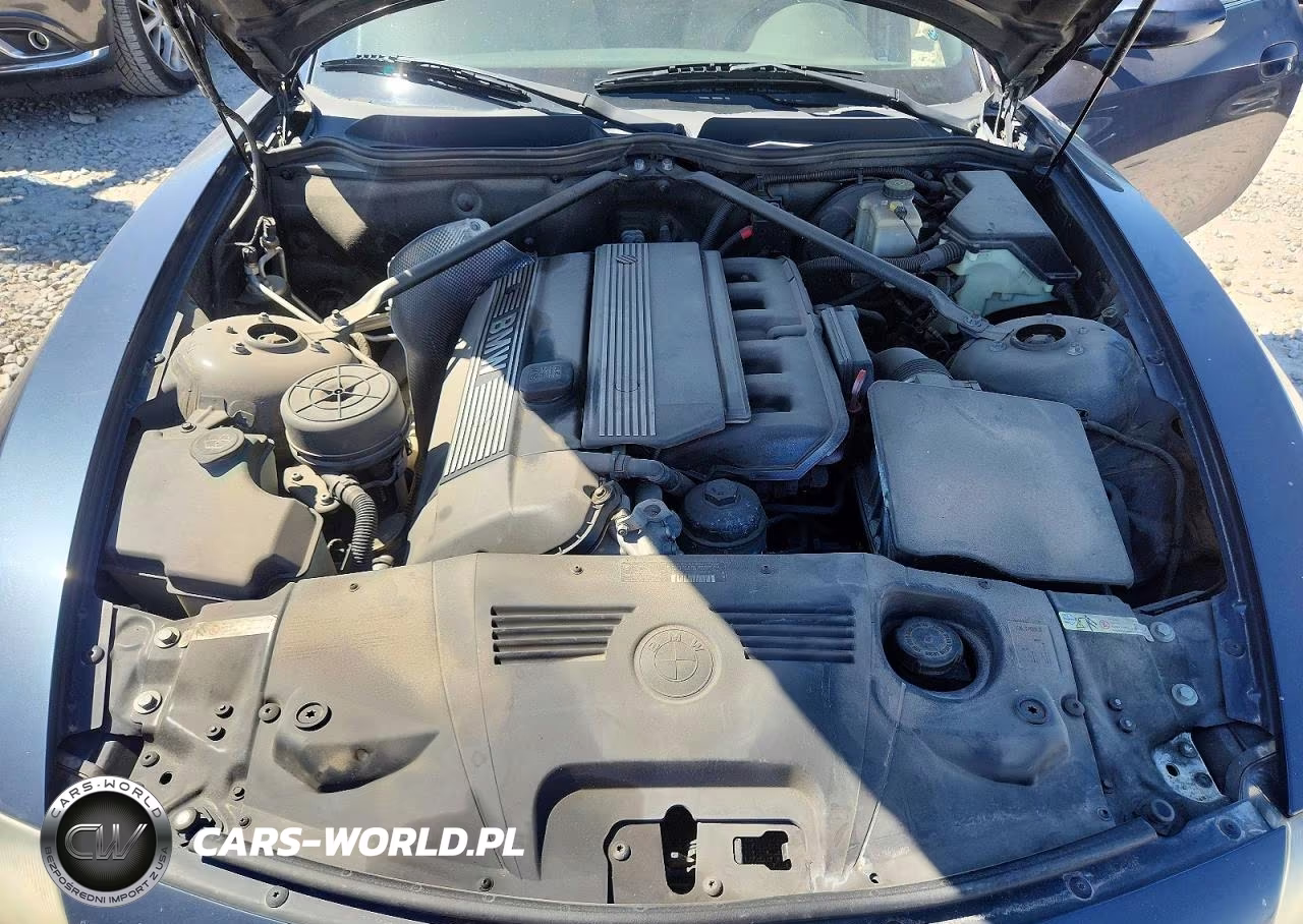 2005 BMW Z4 2.5 VIN:4USBT33565LS55325 - 11