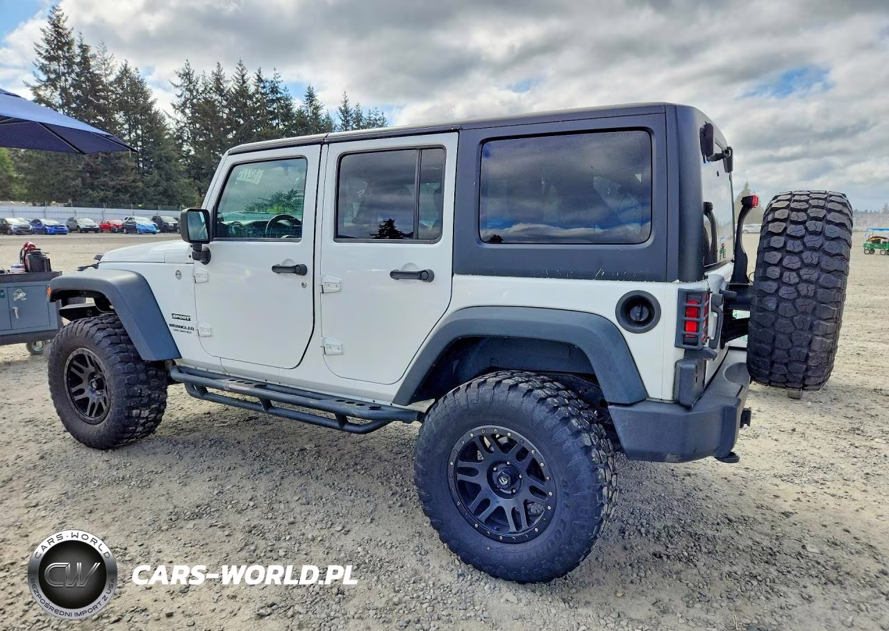 2014 Jeep Wrangler Unlimited Sport VIN:1C4BJWDG5EL145797 - 2