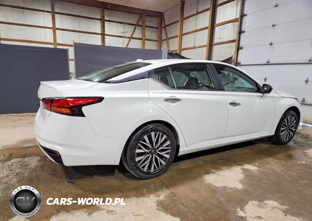 2025 Nissan Altima Sv VIN:1N4BL4DV8SN377023 - 3
