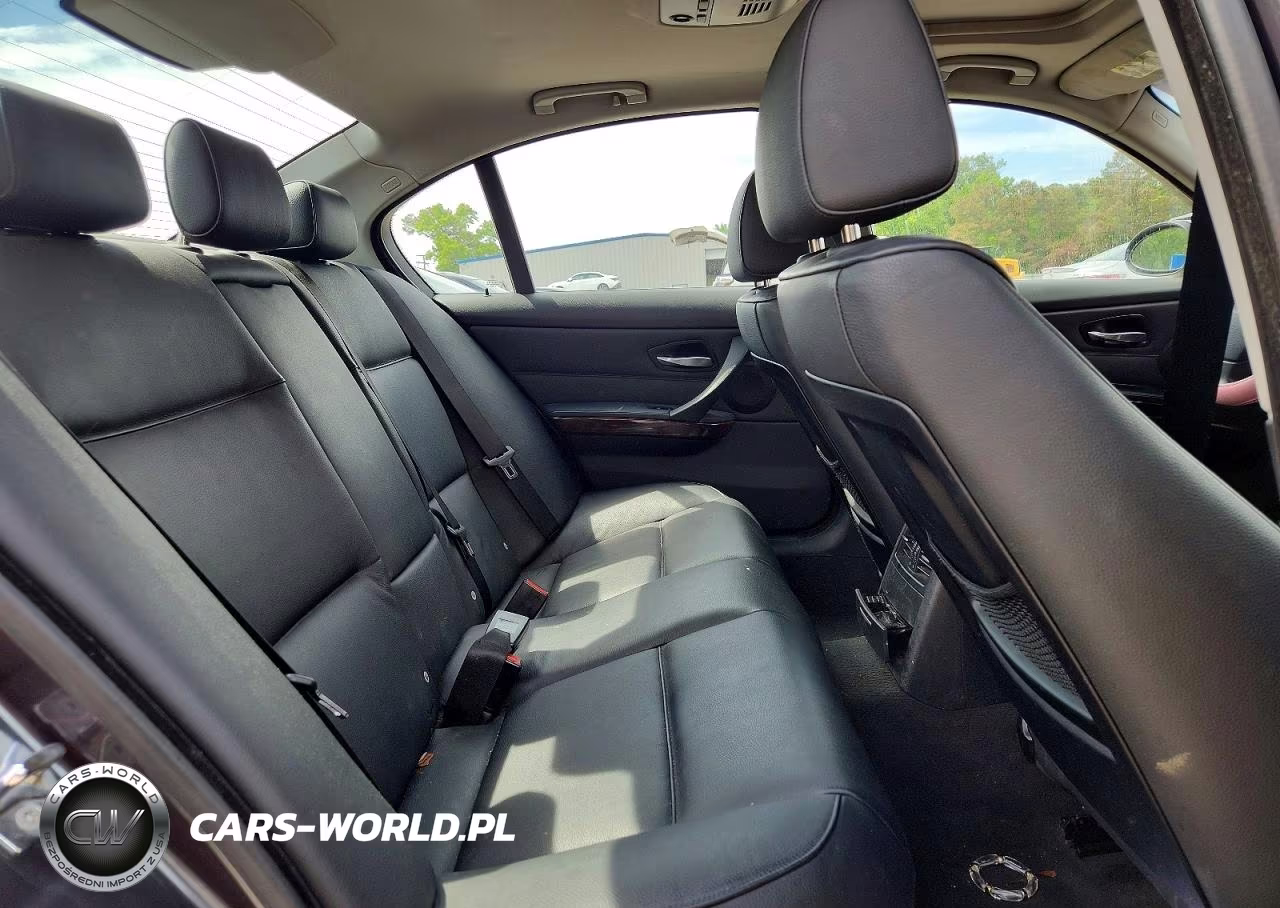 2006 BMW 330 Xi VIN:WBAVD33566KV61090 - 10
