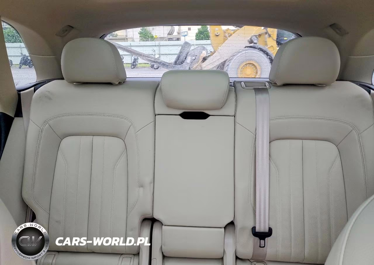 2019 Audi Q5 Prestige VIN:WA1CNAFY7K2041437 - 10