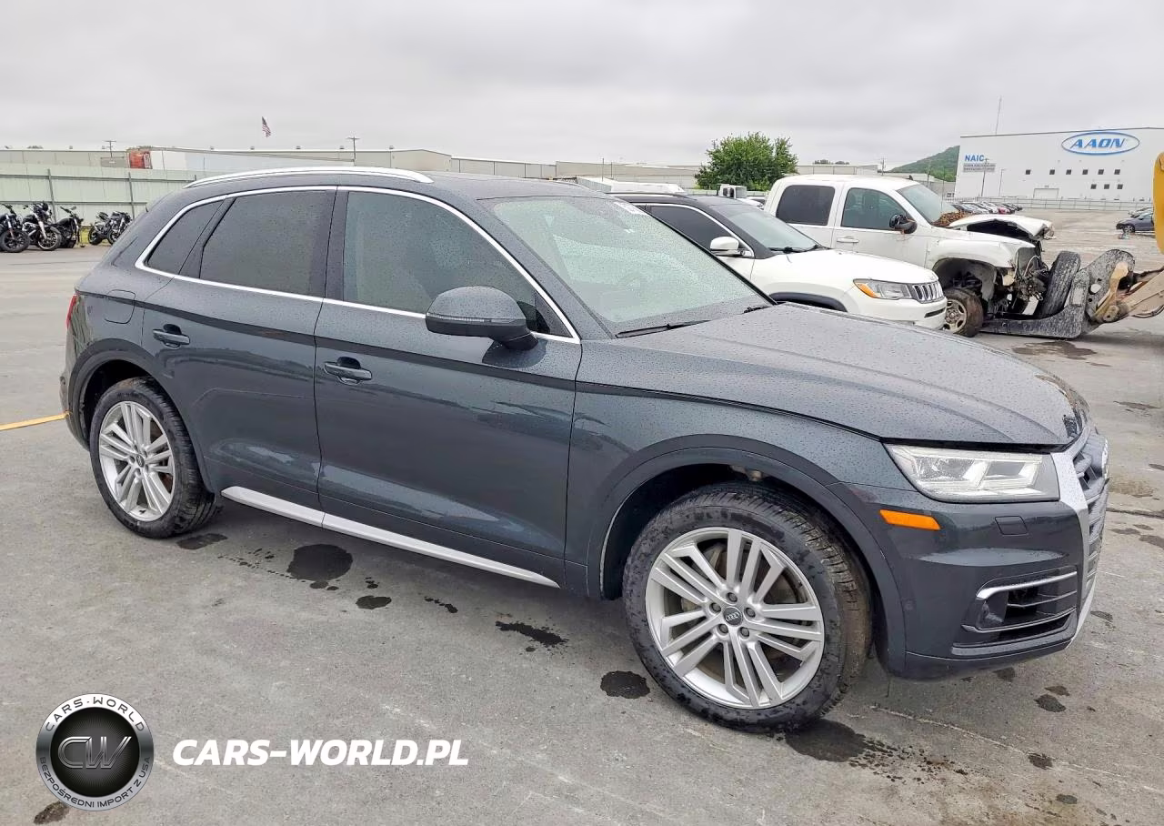 2019 Audi Q5 Prestige VIN:WA1CNAFY7K2041437 - 4
