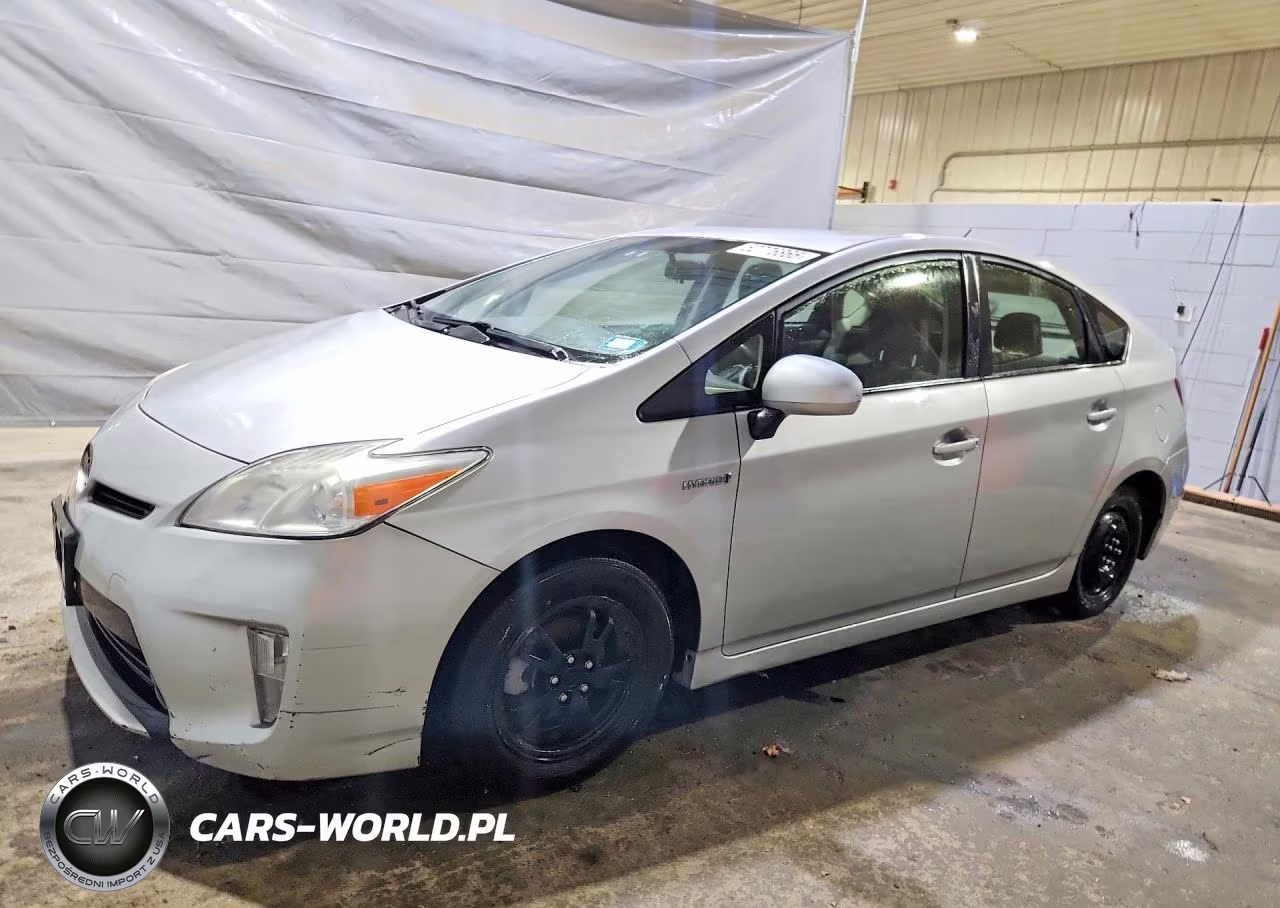 2013 Toyota Prius Two
