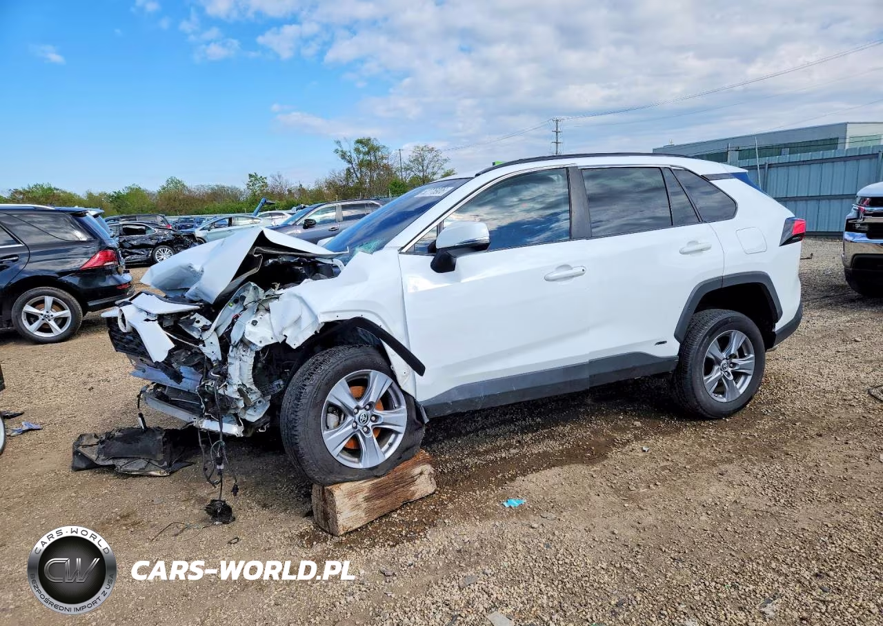 2022 Toyota Rav4 Le – zdjęcie 1 z 13