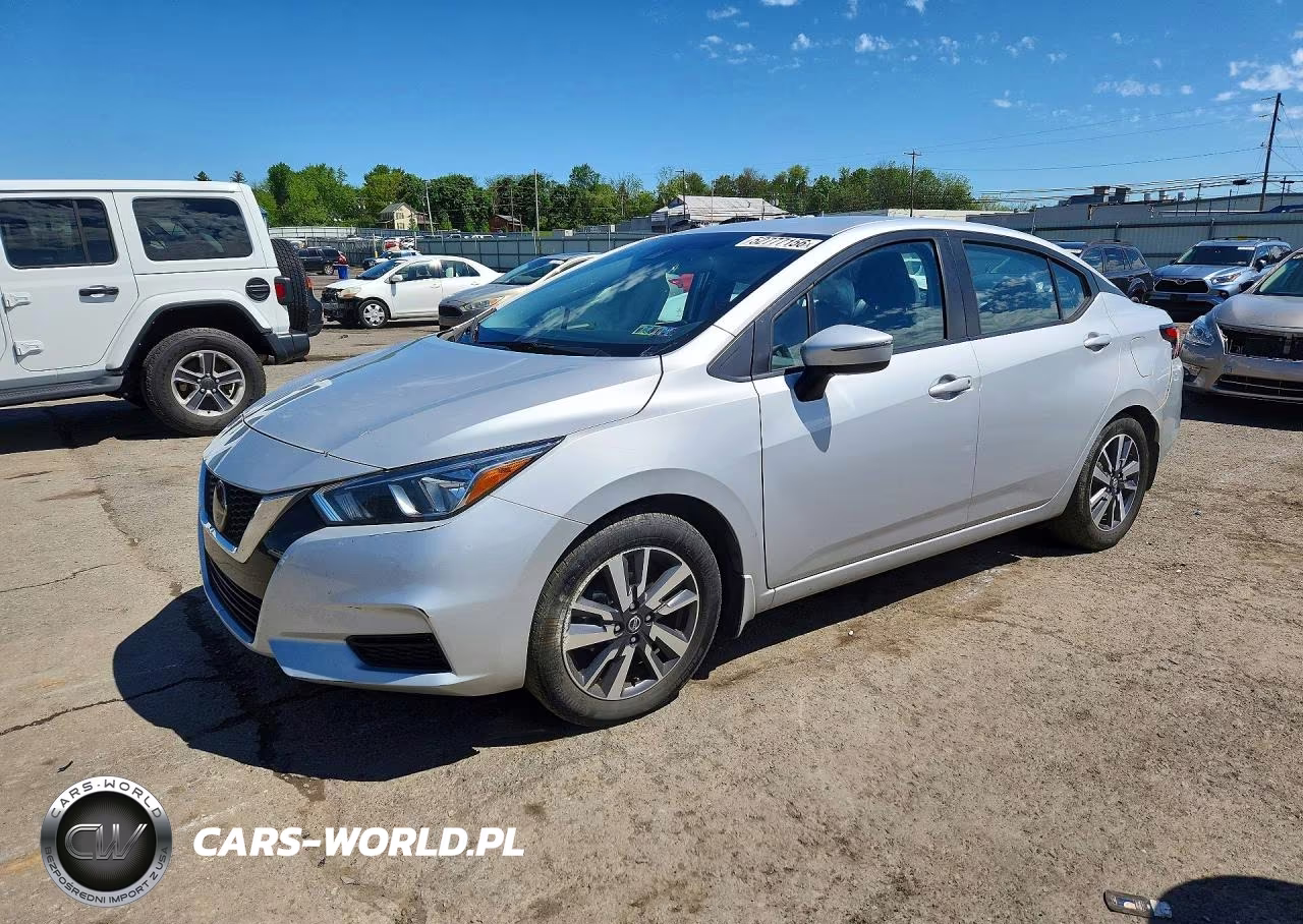 2020 Nissan Versa Sv