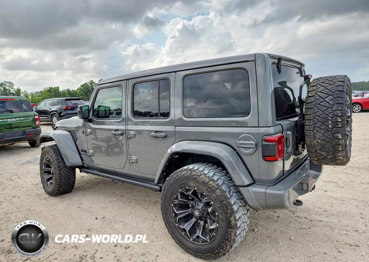 2021 Jeep Wrangler Unlimited Sahara VIN:1C4HJXEN6MW836802 - 2